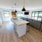 Sleeps 36 people - 3 spas - 3 homes - 奥阿库尼