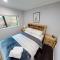 Sleeps 36 people - 3 spas - 3 homes - 奥阿库尼