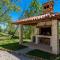 Amazing Home In Moscenice With Wifi