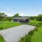 Stunning Home In Væggerløse With Wifi - Bøtø By