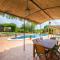 4 Bedroom Cozy Home In Marratxí