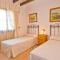 4 Bedroom Cozy Home In Marratxí