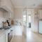Lovely Home In Anché With Kitchen