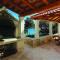 Three-Bedroom Holiday Home In Pucisca