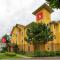 HI Kelowna Hostel