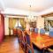 6 Bedroom Beautiful Home In Elviria