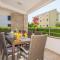 Stunning Home In Zaton