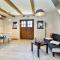 Awesome Home In Breznicki Hum