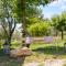 Awesome Home In Breznicki Hum