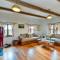 Awesome Home In Breznicki Hum
