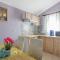 Two-Bedroom Apartment In Peroj