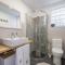 Amazing Home In Stinica
