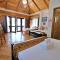 White Villas Resort - 锡基霍尔