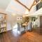 3 Bedroom Lovely Apartment In Ocquerre