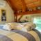 Idyllic Retreat Swan Pond Views - دينيس