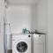 Easy Coastal Living in Cairns with Rooftop Pool
