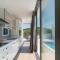 Nice Home In Stomorska With Jacuzzi