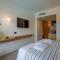 Minos Hotel