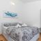 3 Bedroom Cozy Apartment In Jadranovo