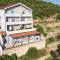 One-Bedroom Apartment Klek With Sea View 05