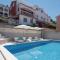 Two-Bedroom Apartment In Prigradica
