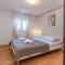 Beautiful Apartment In Donje Rastane
