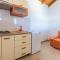 Beautiful Apartment In Donje Rastane