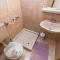 Stunning Apartment In Supetarska Draga