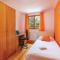 7 Bedroom Nice Home In Labin