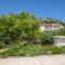 3 Bedroom Awesome Apartment In Klek