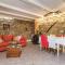 Stunning Home In Jurdani With Wifi - Jurdani