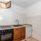 Gorgeous Home In Blace With Wifi - Blace