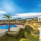 2 Bedroom Beautiful Apartment In Sucina