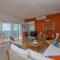 Three-Bedroom Apartment In Podaca