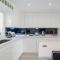 Beautiful Home In Marbella With Wifi