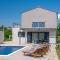 Stunning Home In Barban With Wifi