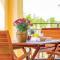 3 Bedroom Cozy Apartment In Nedescina