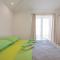 Beautiful Home In Krivodol With Wifi
