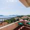 Six-Bedroom Holiday Home In Orasac