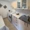 3 Bedroom Awesome Home In Splitska