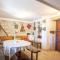 3 Bedroom Pet Friendly Home In Neoric