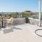 Gorgeous Home In Kastelir With Jacuzzi