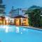 Lovely Home In Rogoznica With Jacuzzi