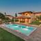 4 Bedroom Beautiful Home In Turcic