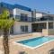 5 Bedroom Stunning Home In Liznjan - Ližnjan