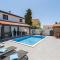Gorgeous Home In Galizana With Kitchen