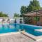 Two-Bedroom Holiday Home In Neoric