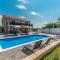 4 Bedroom Lovely Home In Donje Rastane