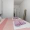 3 Bedroom Nice Apartment In Komarna