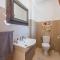 Three-Bedroom Holiday Home In Vabriga